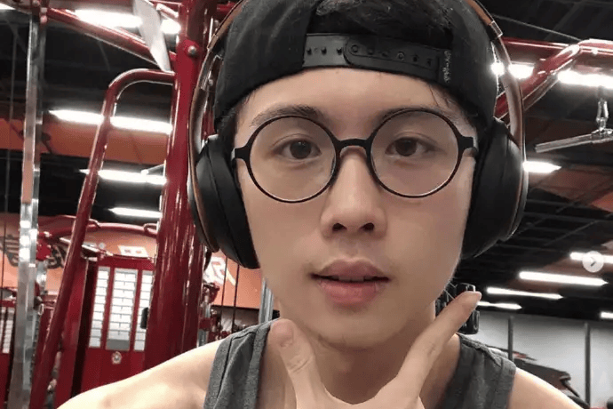狄莺儿子孙安佐被起诉 因分享自制喷火枪视频被抓