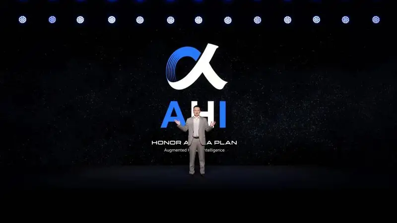 改变中的荣耀: CEO李健称手机不应是“无聊黑色方块”