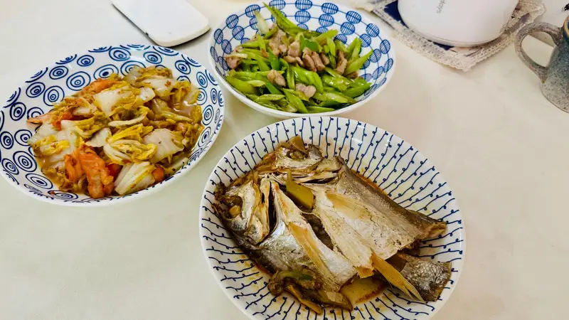 娃娃菜芹菜蒸鱼家常快手菜
