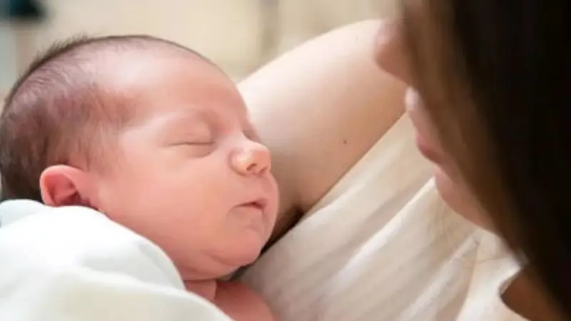 母乳少得可怜？别着急，这些亲测有效的催奶技巧安排起来