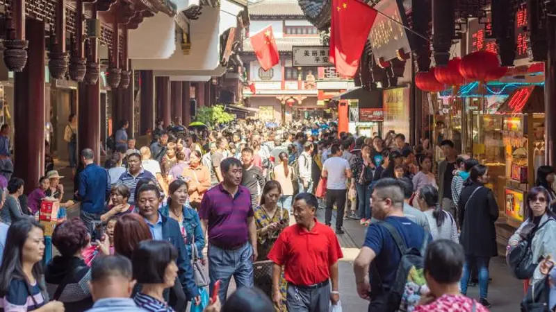 古寺寻禅意,奈何消费层层叠,香火鼎盛之地竟难寻静谧禅境