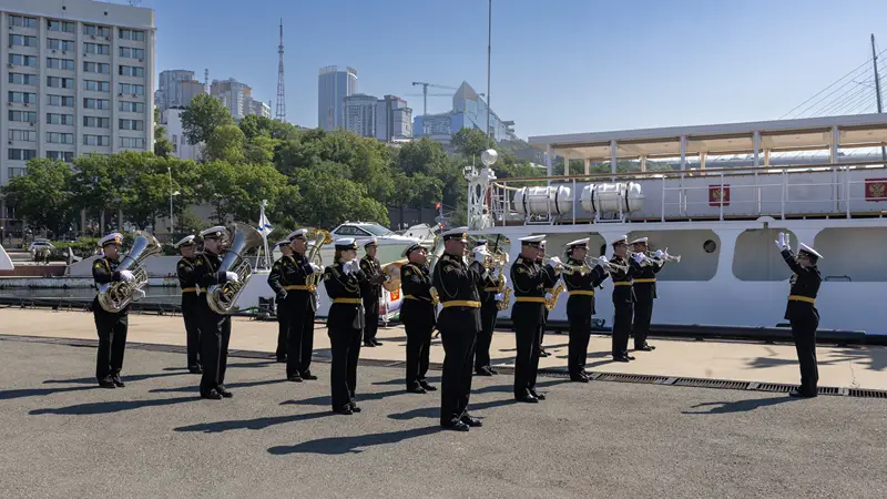 中国海军83舰编队顺利结束友好访问俄罗斯