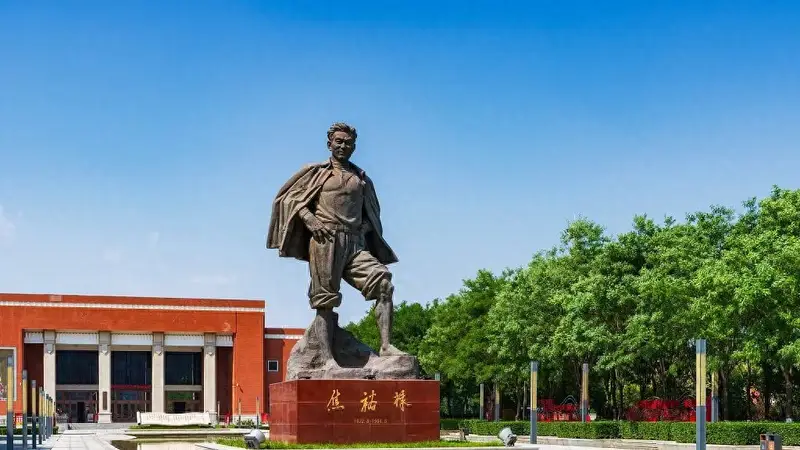 暑假带娃涨知识！这份红色旅游打卡清单建议收藏！