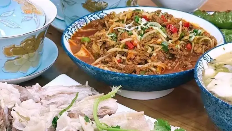 临夏非遗美食:舌尖上的时光味道