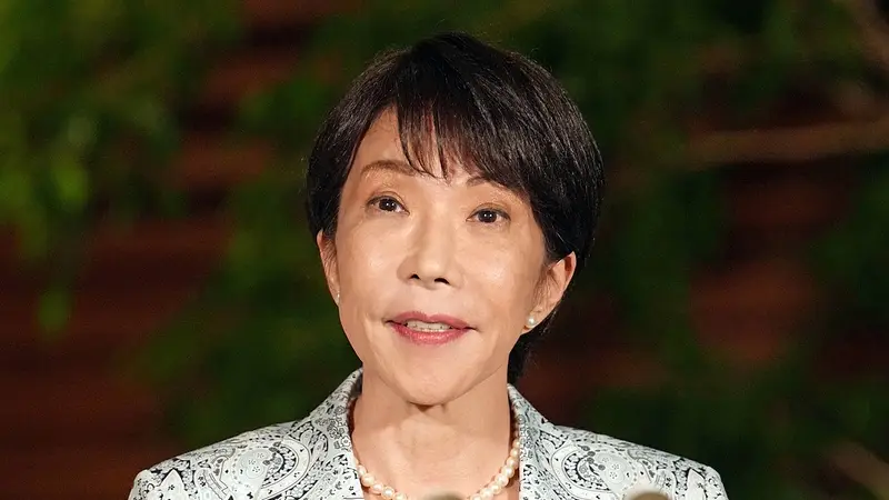高市早苗强推《皇室典范》修订，未松绑“女性天皇”却引入“皇室养子”