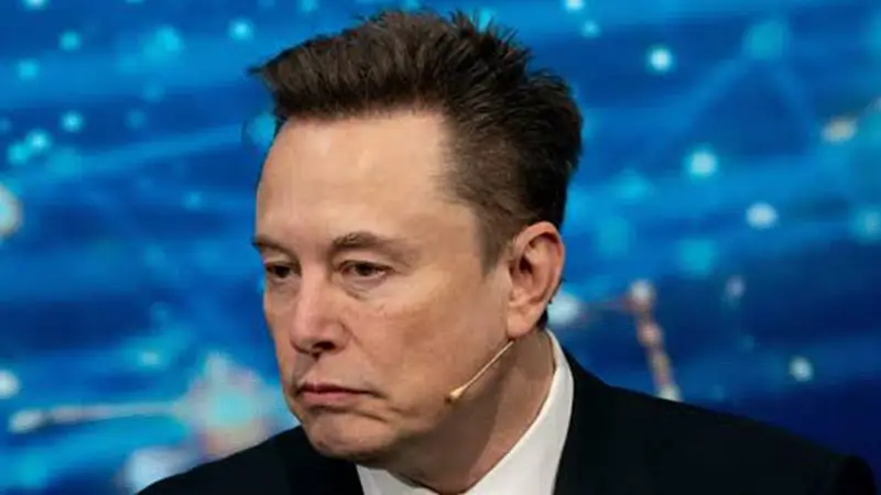 古城里的科技浪漫 马斯克建AI算力竟全靠英伟达 星链营收撑动AI版图生长