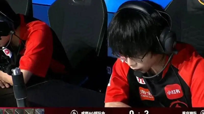AG被狼队零封，全员落寞离场，亚瑟王开团钟意：比赛也练英雄
