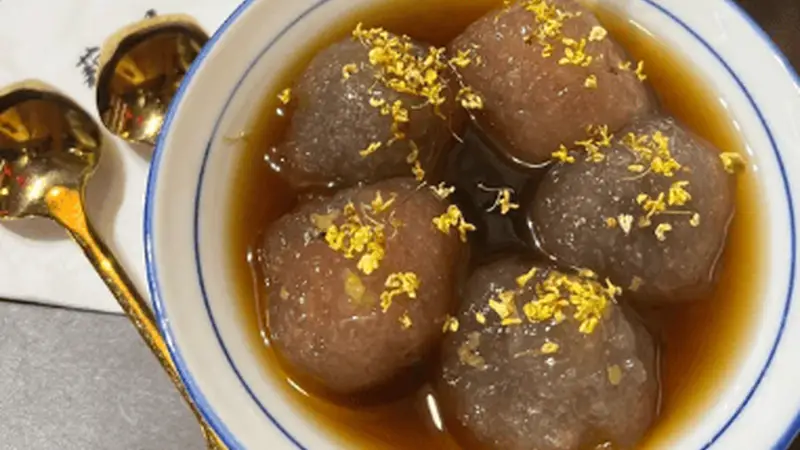 江南秋味：一碗桂花藕粉圆，温润如诗