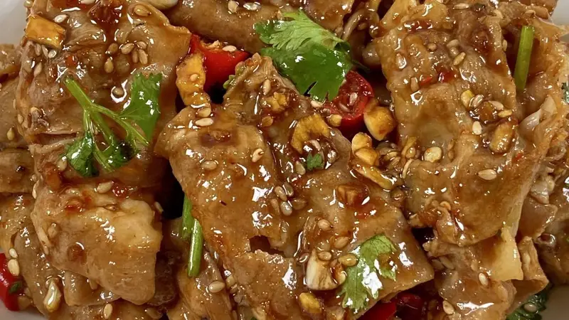 香菜拌羊肉卷：十分钟搞定神仙下饭菜