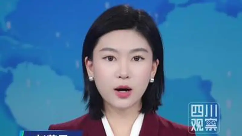 哥斯拉云惊现重庆傍晚，天空上演震撼奇观