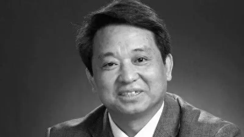 北京师范大学外国语言文学学院院长苗兴伟逝世,享年58岁