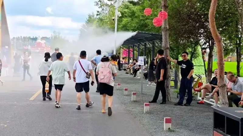 闫家岗稻田艺术农场夏季清凉游升级：喷雾小火车啤酒畅饮新体验
