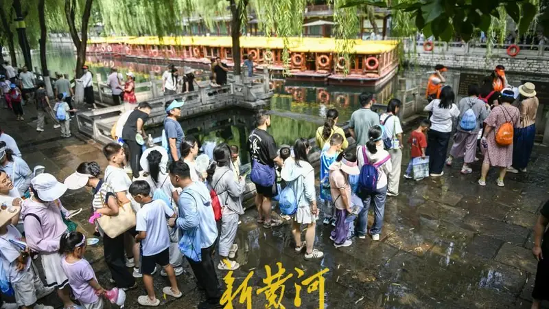 千余市民持“护照”寻访30处名泉 集章打卡感受泉水文化