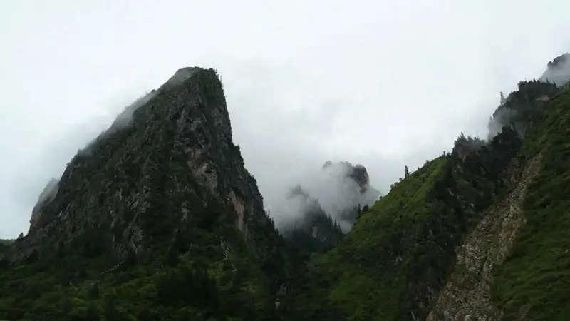 迭部县旅行攻略·云端石城扎尕那的秘境