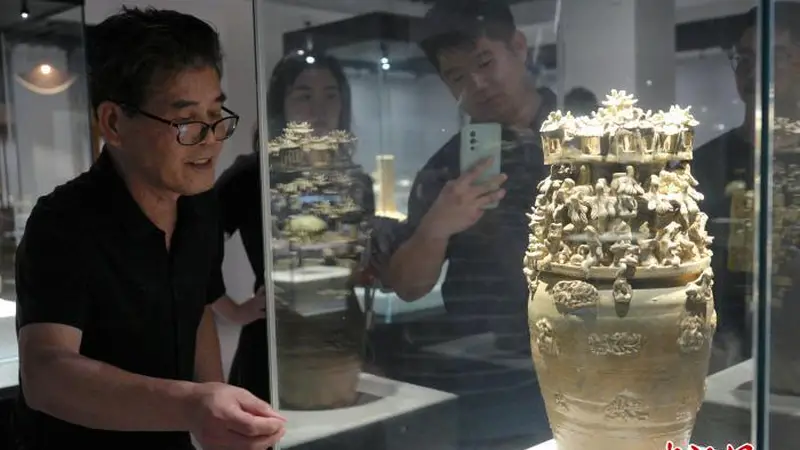 “东山再起”典故发生地浙江上虞：越窑青瓷藏品迎客