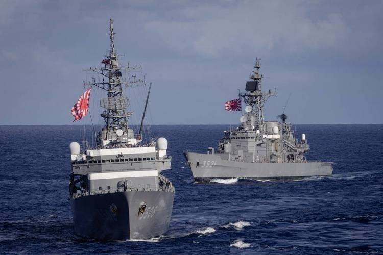 日本三艘巡船借口避风穿海峡，最近距离27海里，我方提出抗议，日方回绝交涉！