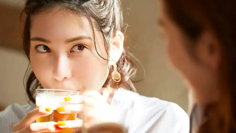 夏天喝啤酒好,还是喝白酒好?