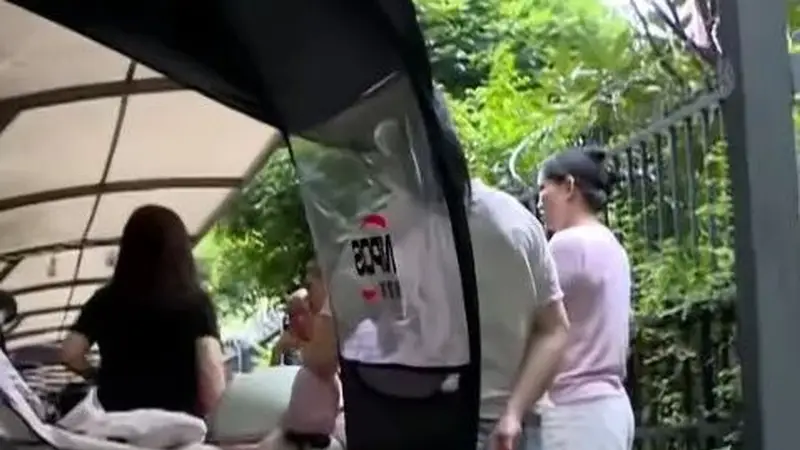 长沙一已婚男出轨邻栋女子，婆婆为了孙子儿媳上门硬刚第三者