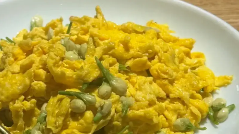 含苞入馔！手把手教你做地道云南茉莉花炒蛋
