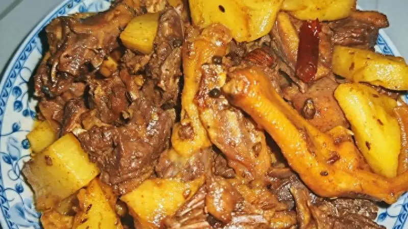 夏季必备！3道“软黄金”肉菜，清润不燥全家都适合