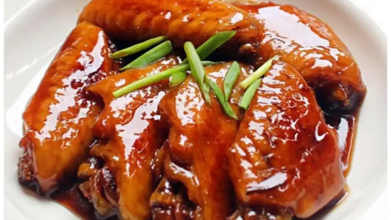 古城烟火里的可乐鸡翅 慢火烹出温柔时光味