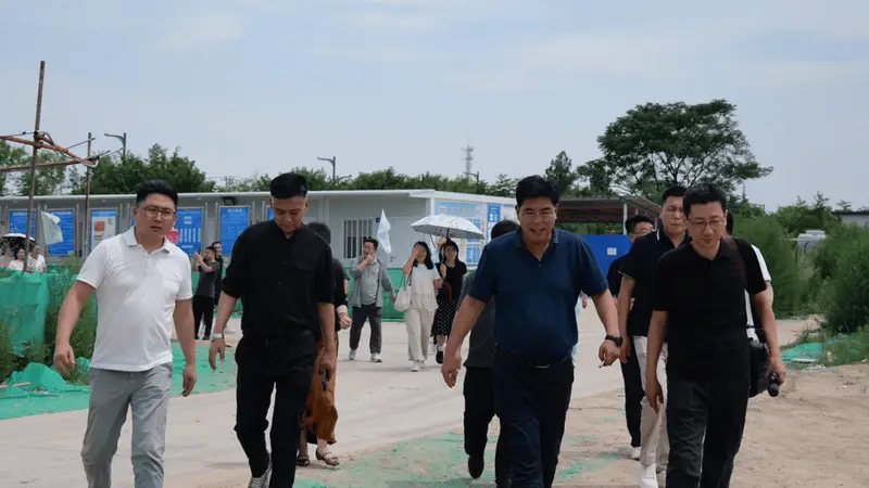 百跃 跃小羊全体员工参观百跃液态羊奶标杆工厂,重新定义鲜活羊奶