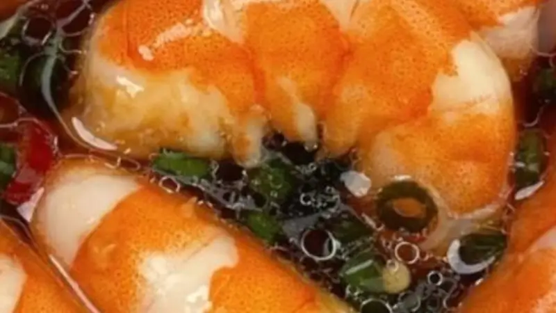 凉拌虾,酸辣冰爽一盘不够抢