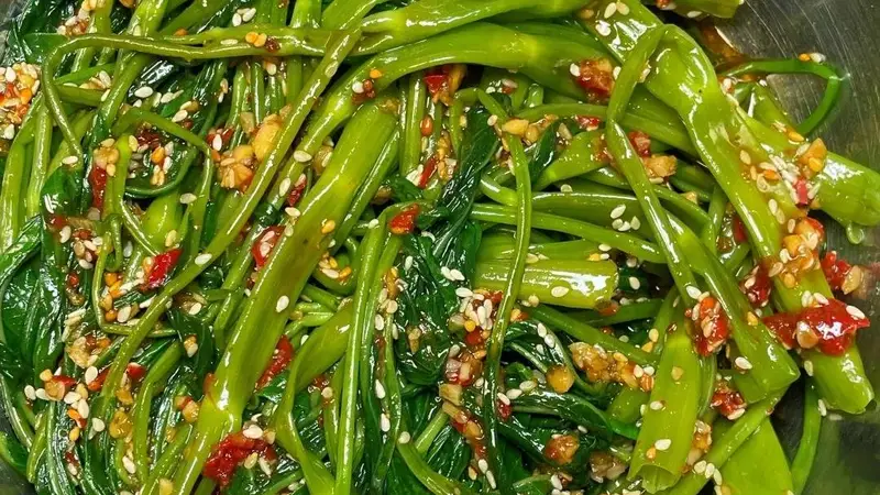 入秋后这道“菜王”才3块钱一斤！鲜嫩爽口，上桌比肉还香，别错过