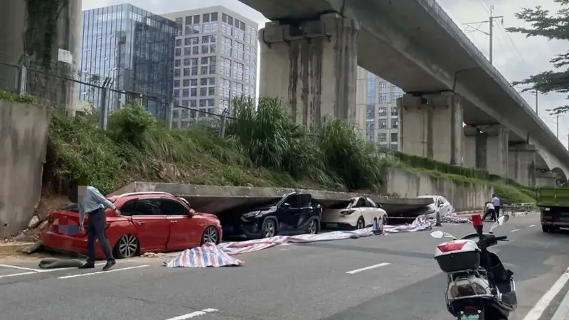 暴雨后深圳一园区围墙倒塌多车受损严重！街道办：协商赔偿中
