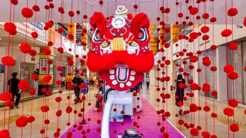 用毛线“织”麒麟！大朗非遗传承人的“织”造新可能