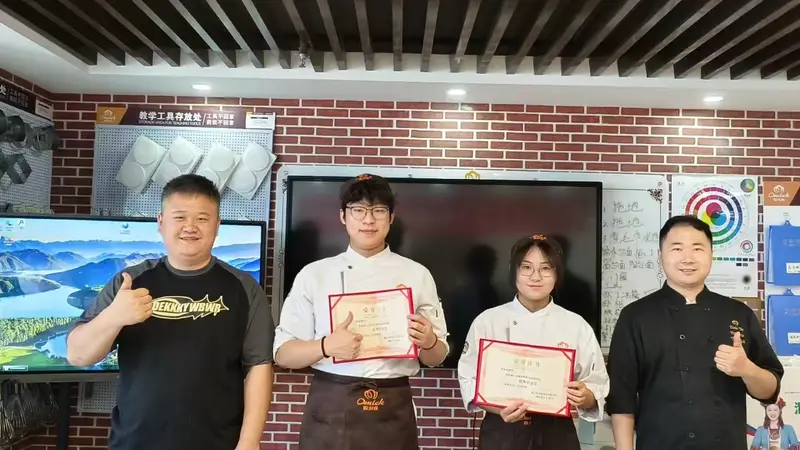 口碑好的网红甜品制作学习处分享，唐山学法式甜品哪个学校靠谱