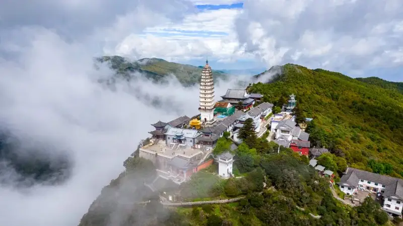 别冒险打卡！鸡足山景区未开放、未开发区域严禁擅自进入