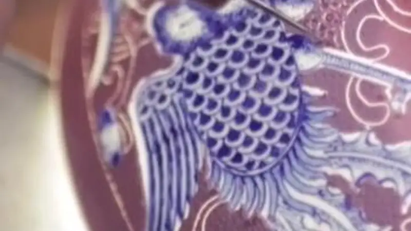 扒花工艺变身潮流手办 清宫雅韵融入现代生活
