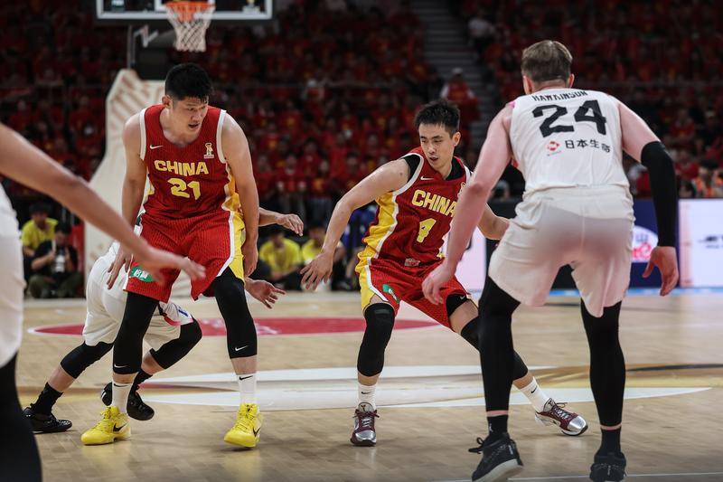 陷入绝境！中国男篮遭霍金森打爆 末轮不胜将无缘世界杯