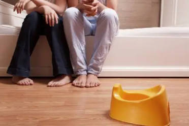 孩子明明会如厕，为什么还会“拉裤子”？儿童遗粪真不是故意的