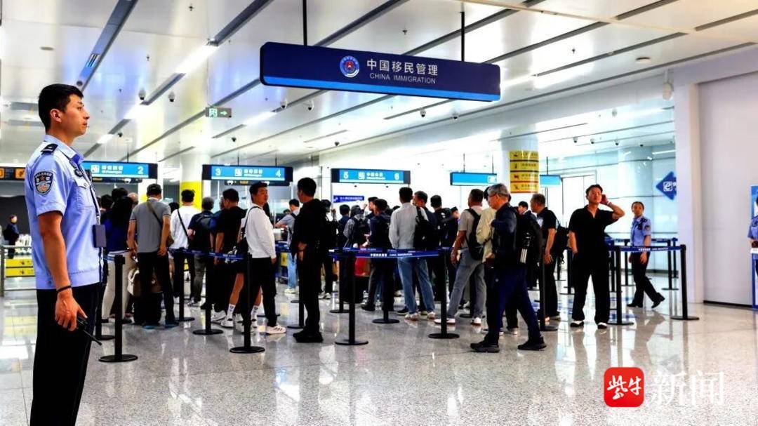 大批韩国游客飞来盐城打高尔夫！上半年口岸出入境客流大涨13.9%