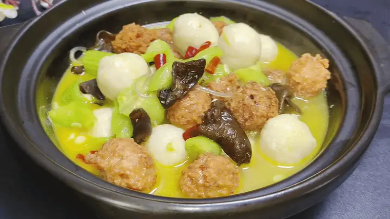 夏季不炒菜,一锅炖出下饭好味道