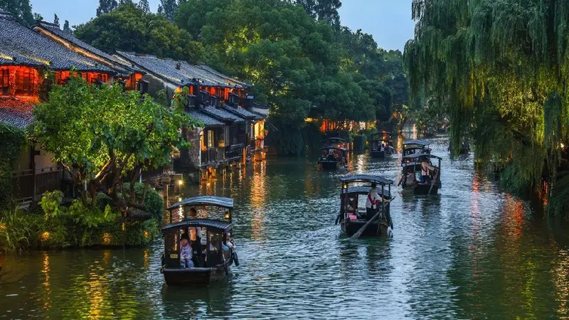 暑期文旅旺季“冷启动”