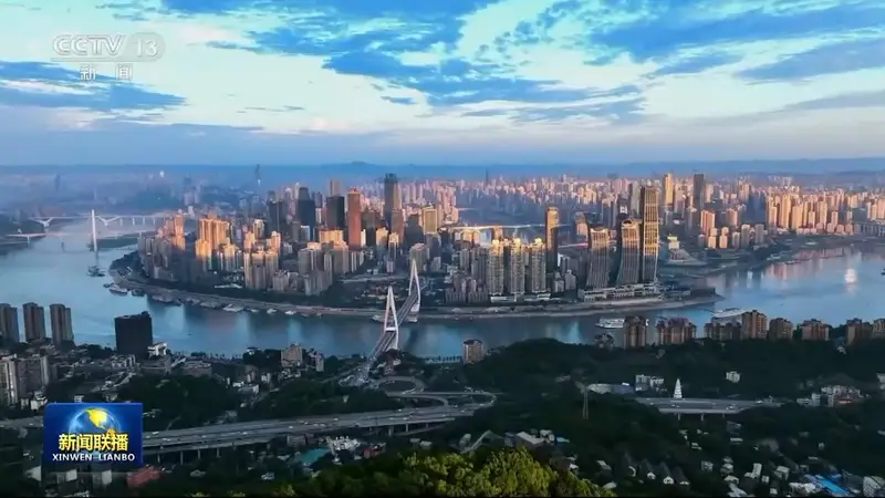 习近平总书记今年以来治国理政纪实丨砥砺初心使命 把党建设得更加坚强有力