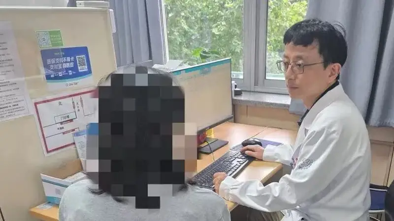去年夏天住了一次农家乐,27岁女子全身瘙痒,今年还在跑医院!医生:出游住宿一个细节要注意