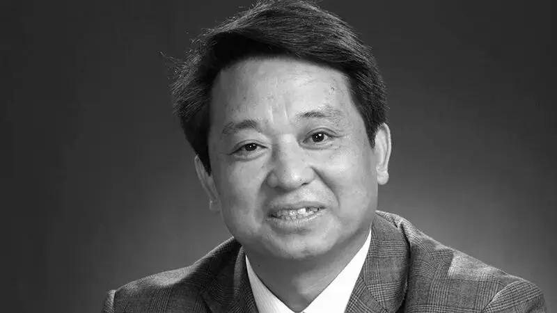 北师大外文学院院长苗兴伟逝世,享年58岁