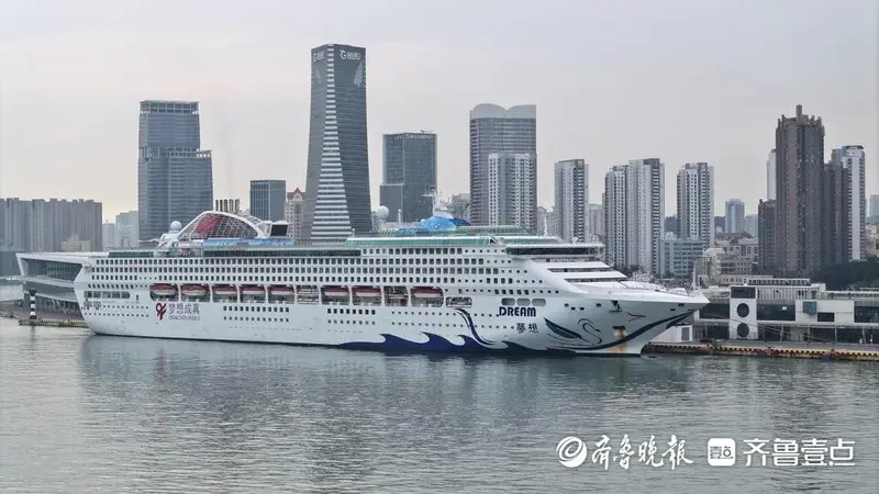 青岛国际邮轮母港举办全国首个静态邮轮啤酒节