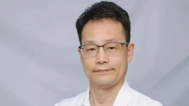 夏夜小龙虾啤酒局:美味与胃肠健康的平衡之道
