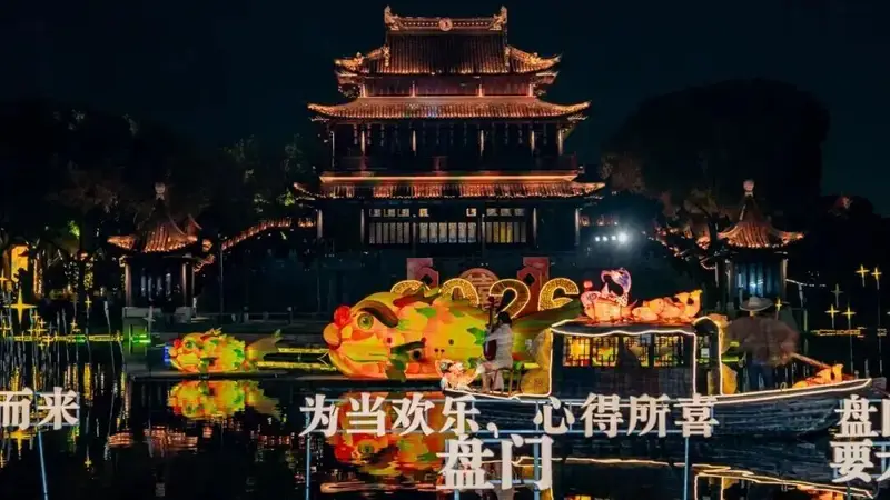 古城姑苏今夏夜色里 山塘与学士街织就动静相宜的文艺气蕴