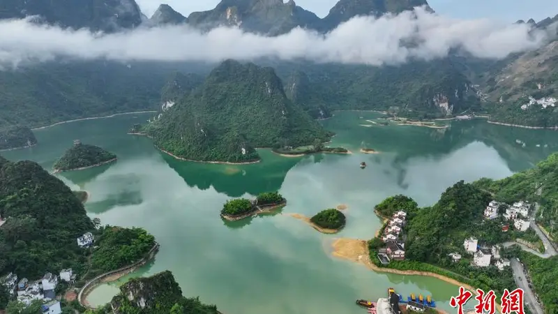 百色凌云浩坤湖 碧水映绿荫绘就诗意生态画卷