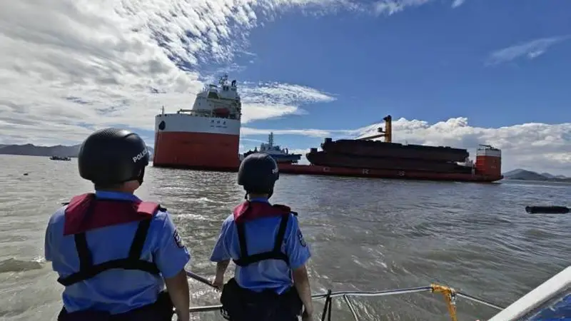 借半潜船通道远洋出海 福建宁德船舶出口非洲
