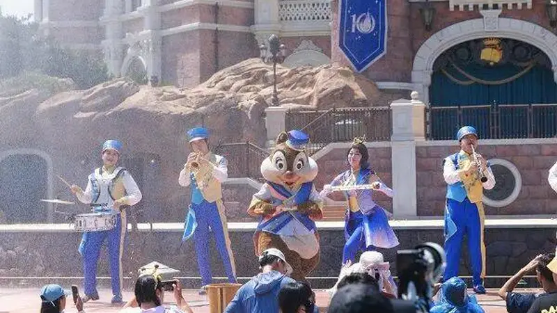 上海主题乐园应对高温:清凉新招升级体验