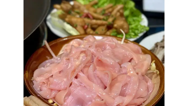 渝中区寻地道火锅：探访老社区里的老味道