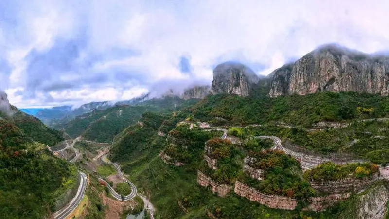 太行一号旅游公路串起黎城文脉 古建非遗间飘来酒香红韵