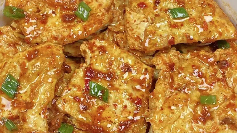 酱香鸡蛋：一勺酱汁，让平凡鸡蛋变身米饭杀手